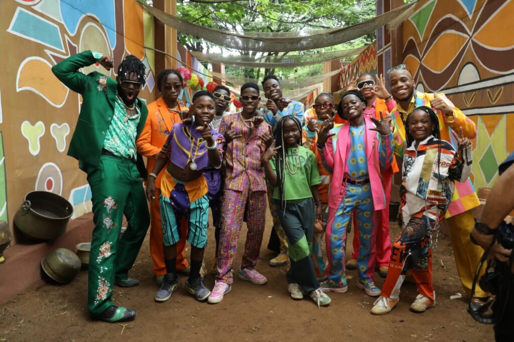 Uganda ghetto kids dance for kannada afro tapang s